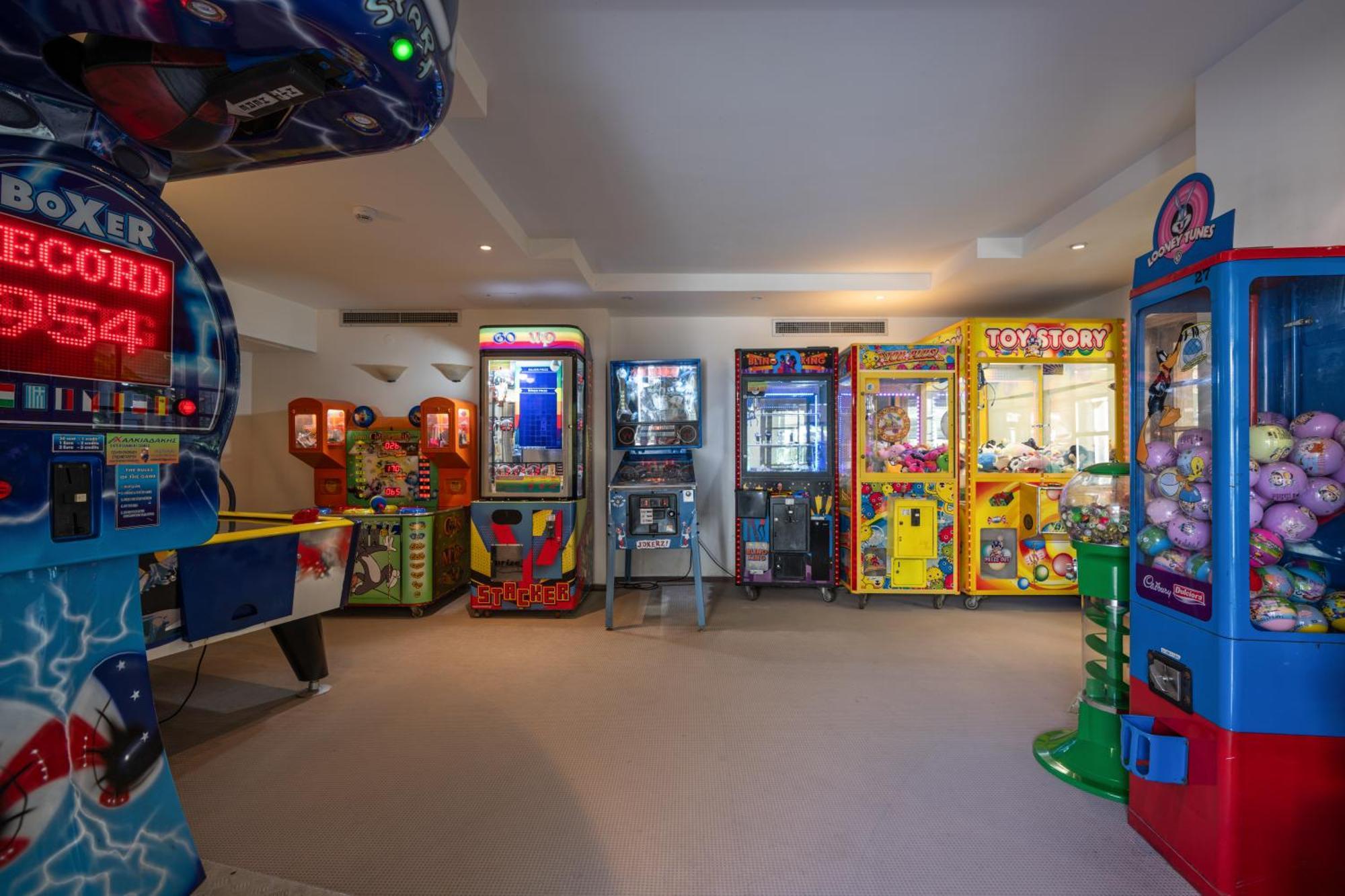 Minos Hotel Rethymno  Ngoại thất bức ảnh