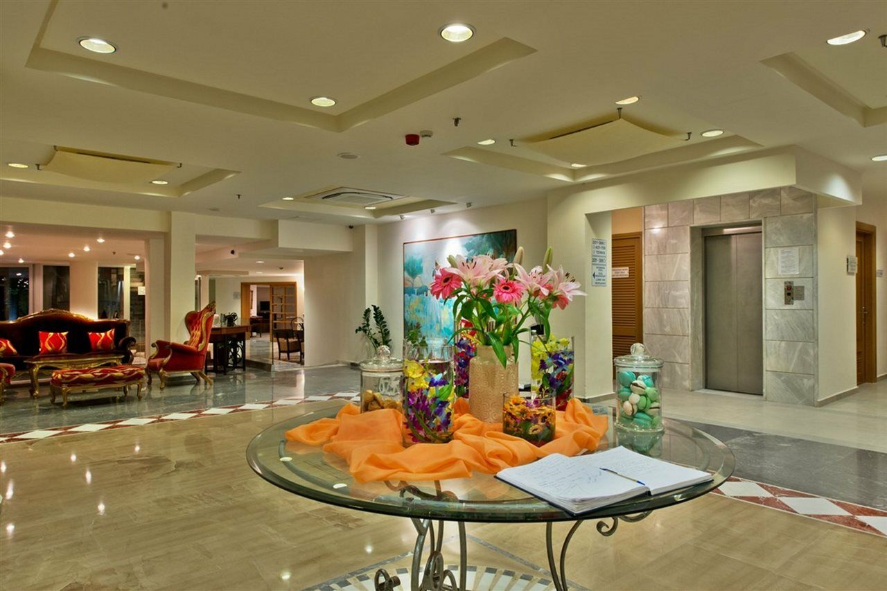 Minos Hotel Rethymno  Ngoại thất bức ảnh